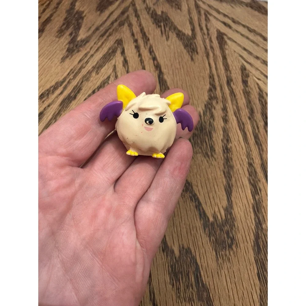 Kidcore Unisex Moshi Monsters Honey Mini Figure 1